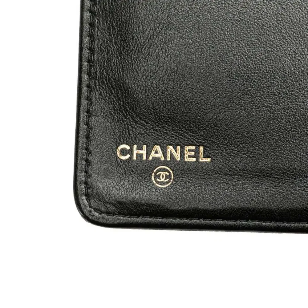 CHANEL Authentic Black Caviar Leather Wallet